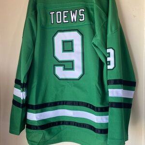 embroidered Jonathan Toews north dakota sioux  college hockey jersey fig…